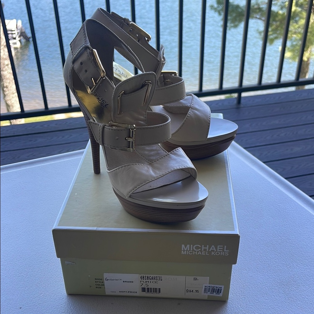 Michael Kors Women's Cream Heeled Sandals